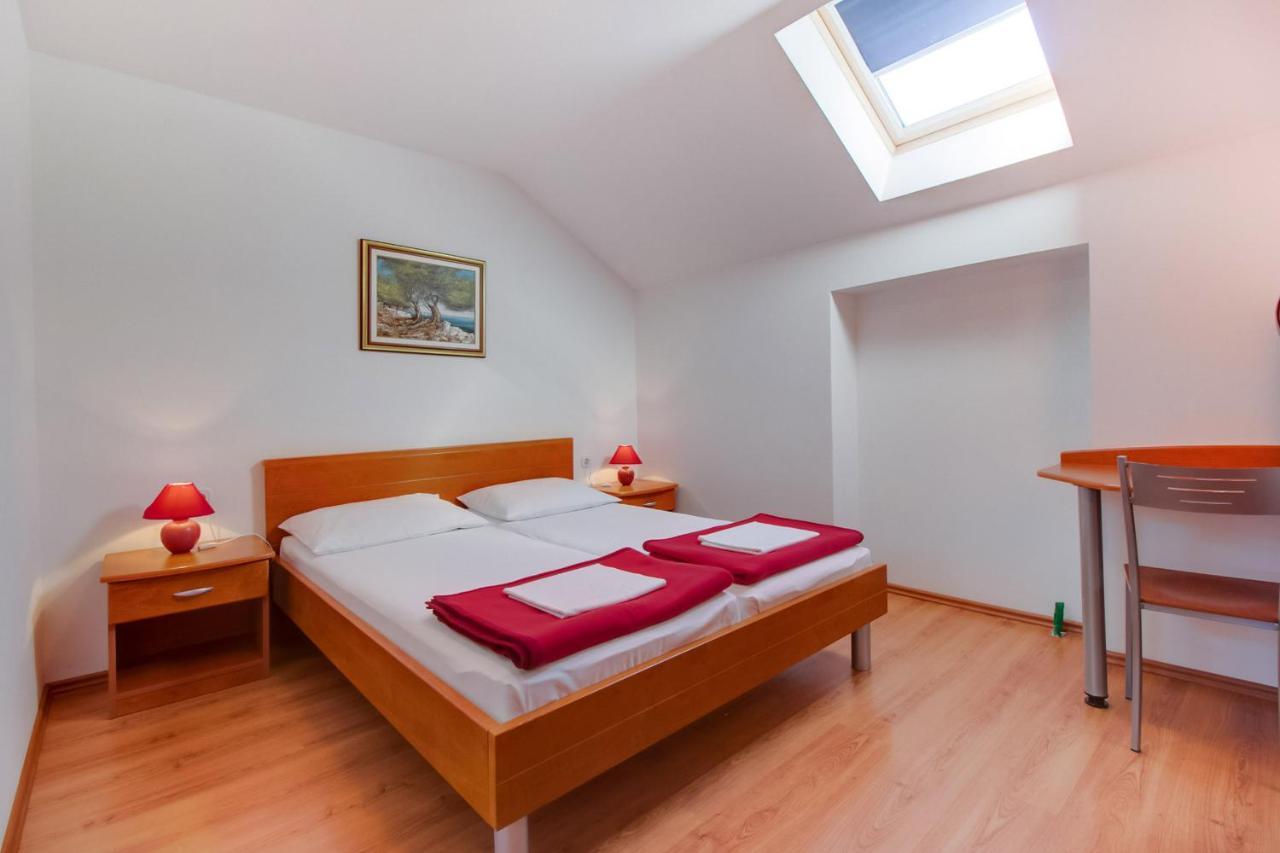Apartments Rosa Mali Lošinj Kültér fotó