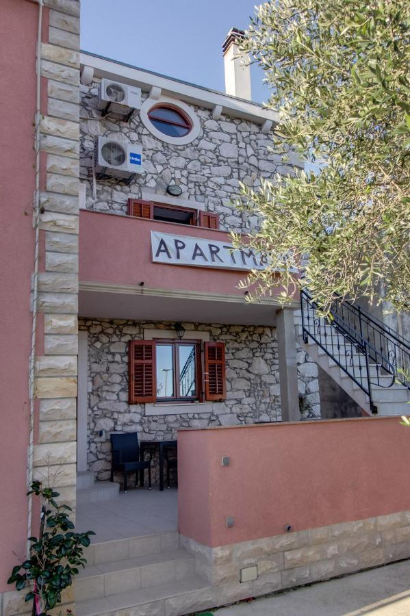 Apartments Rosa Mali Lošinj Kültér fotó