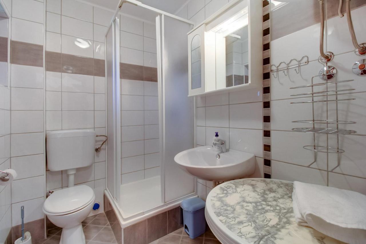 Apartments Rosa Mali Lošinj Kültér fotó