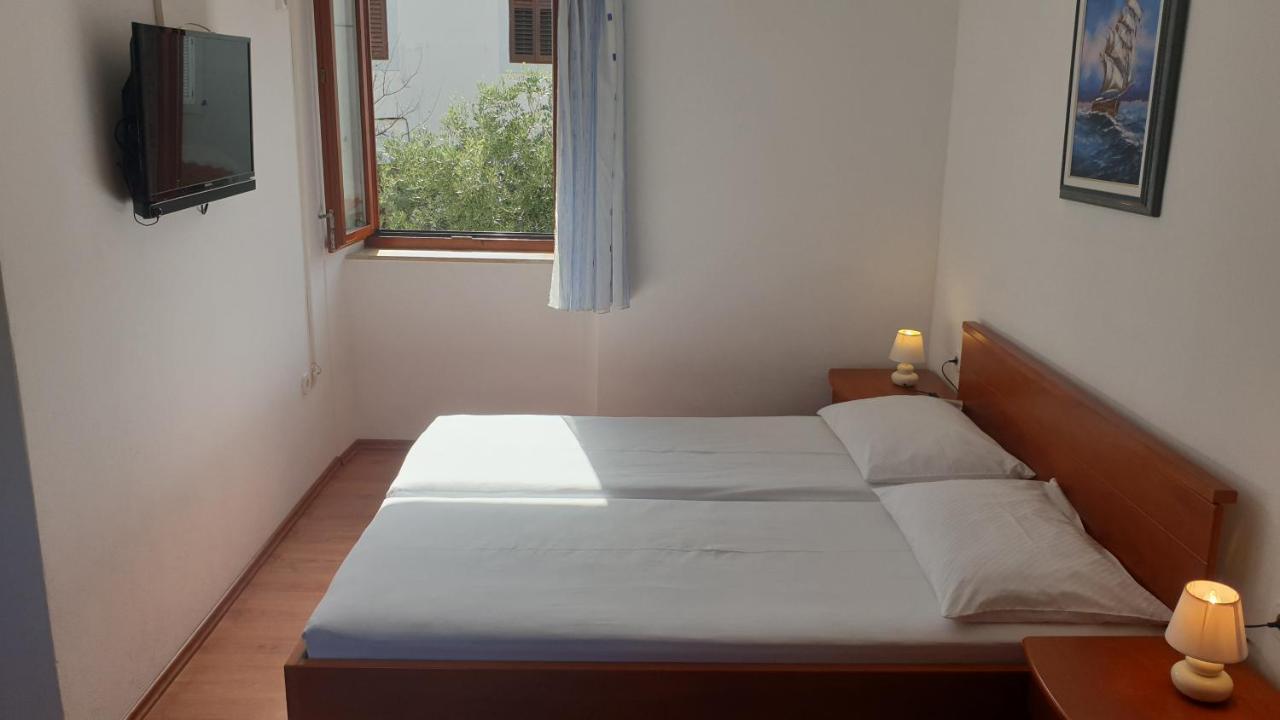Apartments Rosa Mali Lošinj Kültér fotó