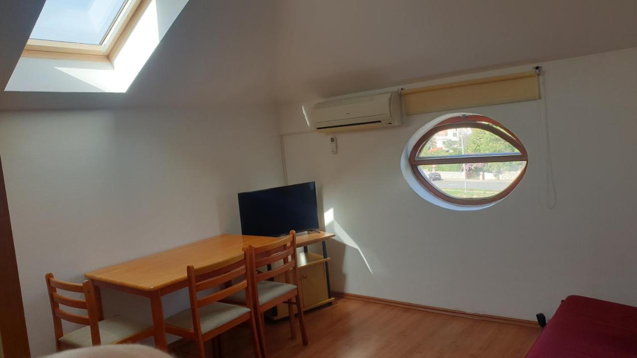Apartments Rosa Mali Lošinj Kültér fotó
